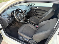 Audi - 2011 - a1 - personenauto - afbeelding 13 van  30