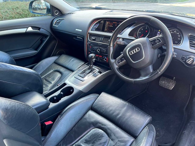 Audi - 2012 - a5 - engels - personenauto - afbeelding 2 van  15