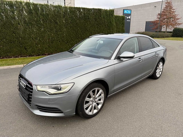 Audi - 2014 - a6 - personenauto - afbeelding 10 van  40