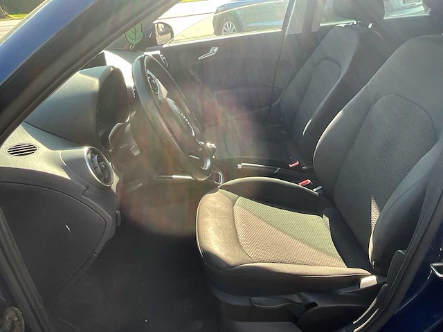 Audi - 2015 - a1 sportback - personenauto - afbeelding 3 van  23