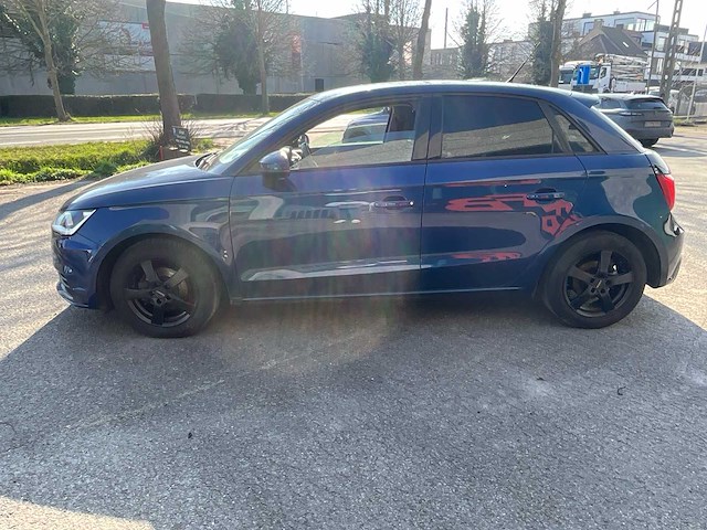 Audi - 2015 - a1 sportback - personenauto - afbeelding 12 van  23