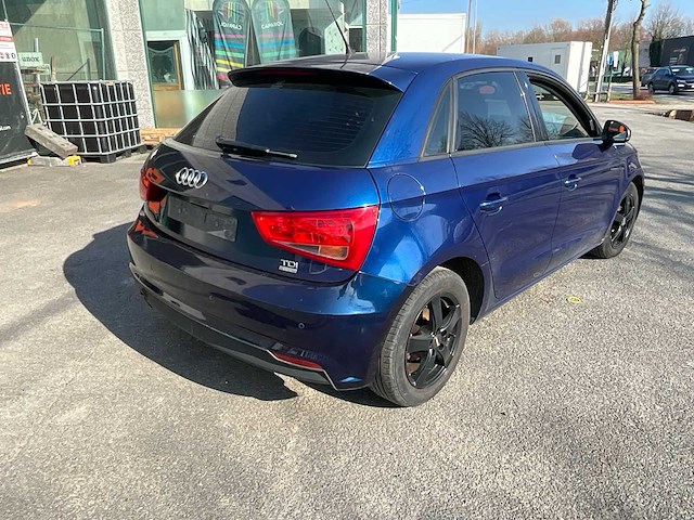 Audi - 2015 - a1 sportback - personenauto - afbeelding 19 van  23