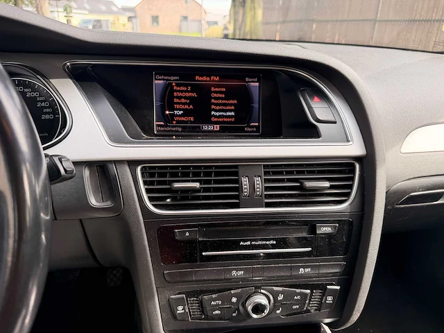 Audi - 2015 - a4 avant - avant - personenauto - afbeelding 3 van  20
