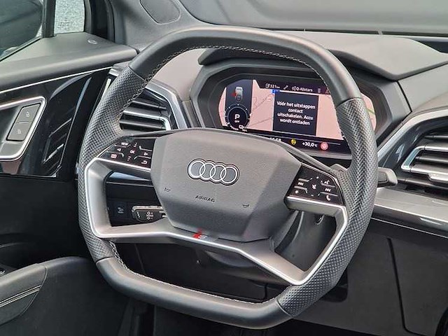 Audi - 2022 - q4 e-tron 40 - personenauto - afbeelding 19 van  22