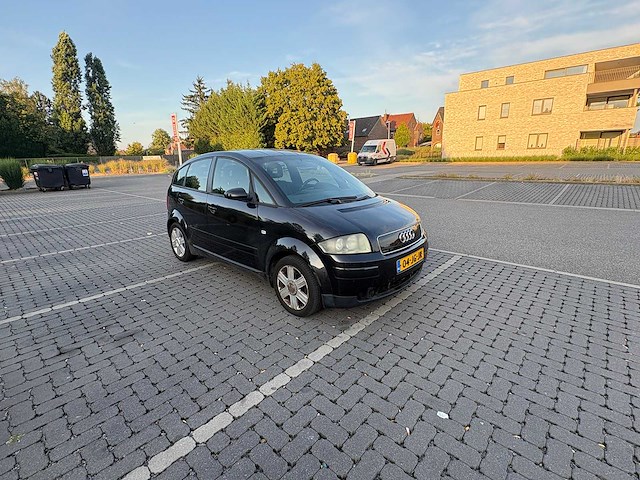 Audi - a2 - 1.4 - car - 2002 - afbeelding 13 van  19