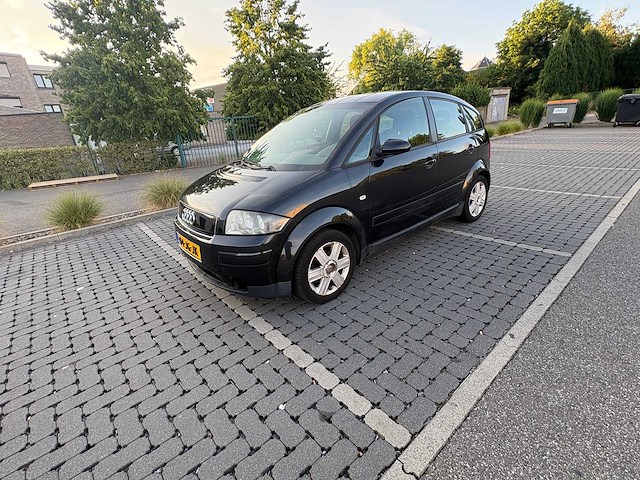 Audi - a2 - 1.4 - car - 2002 - afbeelding 17 van  19