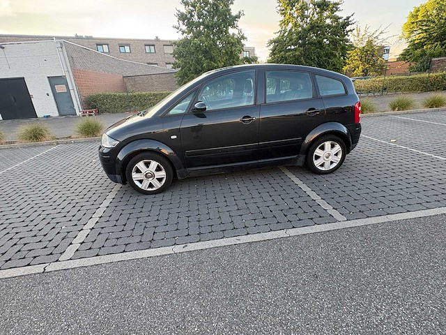 Audi - a2 - 1.4 - car - 2002 - afbeelding 18 van  19