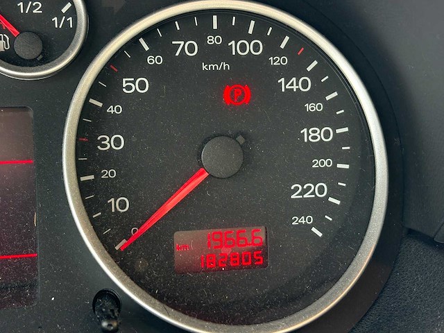 Audi - a2 - 1.6 fsi - car - 2003 - afbeelding 22 van  22