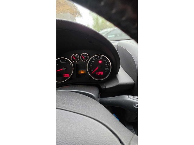 Audi - a2 - voiture - afbeelding 14 van  17