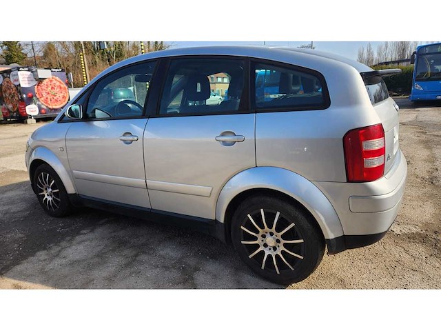 Audi - a2 - voiture - afbeelding 4 van  17