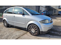 Audi - a2 - voiture - afbeelding 5 van  17