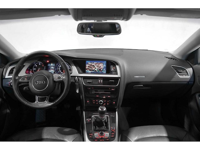 Audi - a5 - 2015 - auto - afbeelding 14 van  19