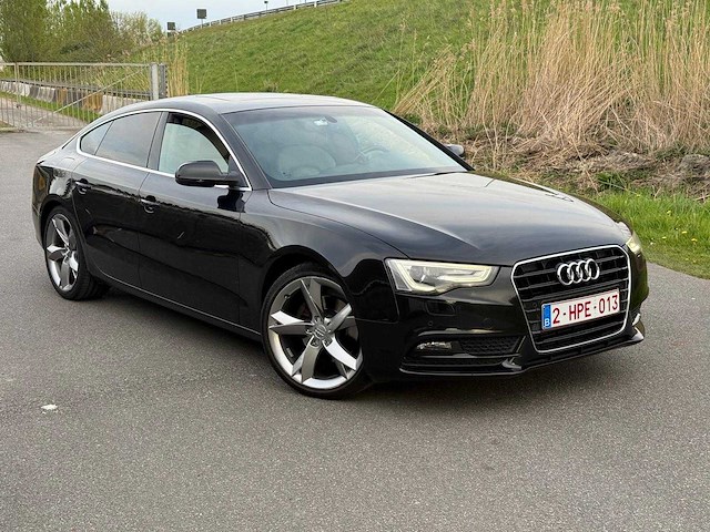 Audi - a5 sportback - car - 2012 - afbeelding 23 van  35