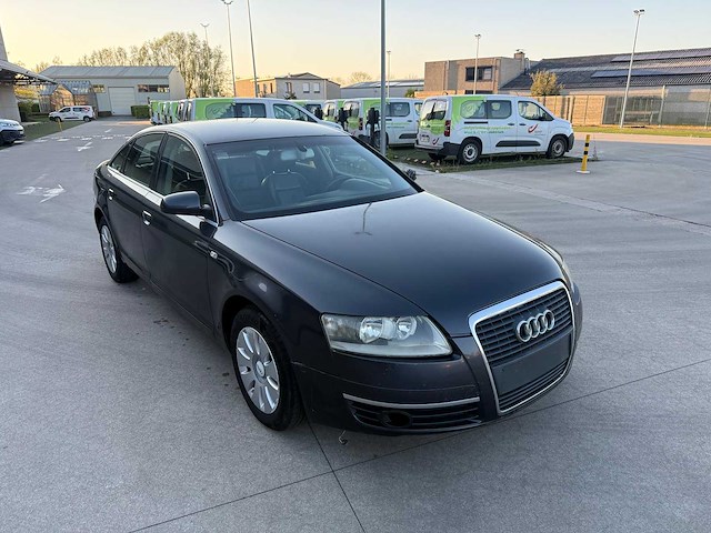 Audi - a6 - personenauto - afbeelding 2 van  33