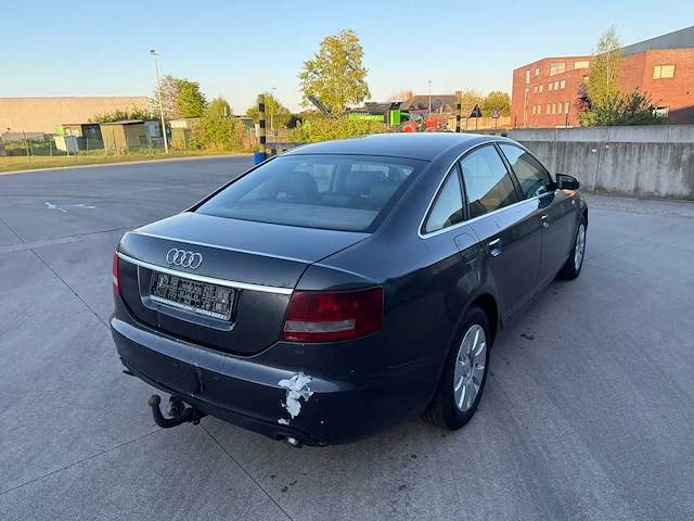 Audi - a6 - personenauto - afbeelding 5 van  33