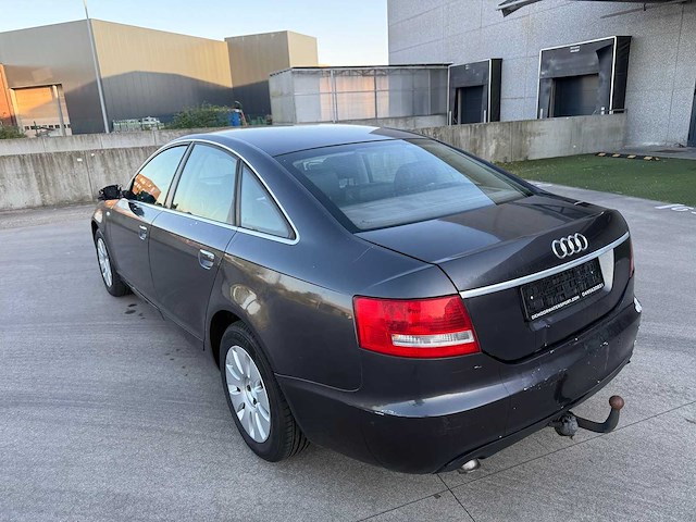 Audi - a6 - personenauto - afbeelding 8 van  33