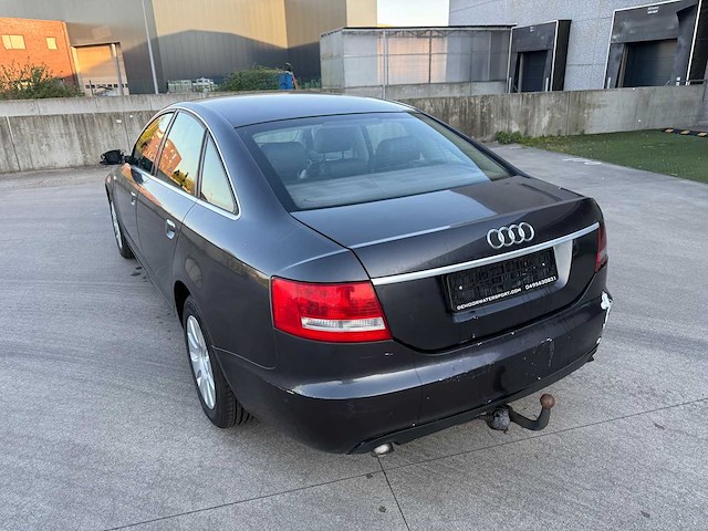 Audi - a6 - personenauto - afbeelding 9 van  33