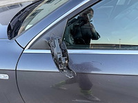 Audi - a6 - personenauto - afbeelding 18 van  33