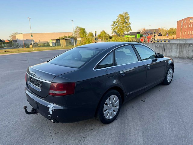 Audi - a6 - personenauto - afbeelding 3 van  29