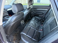 Audi - a6 - personenauto - afbeelding 18 van  29