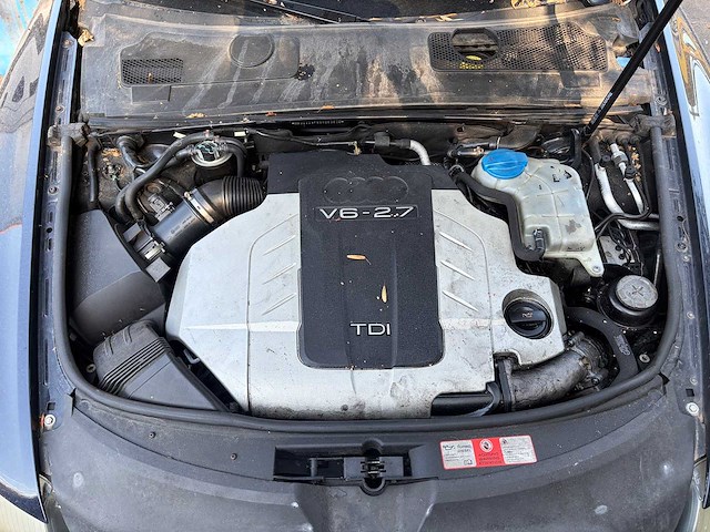Audi - a6 quatro - quatro - personenauto - afbeelding 12 van  13