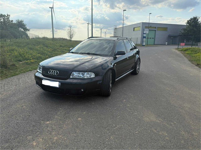 Audi - rs4 avant b5 - 2.7 v6 biturbo - klassieke auto's >15 - afbeelding 1 van  26