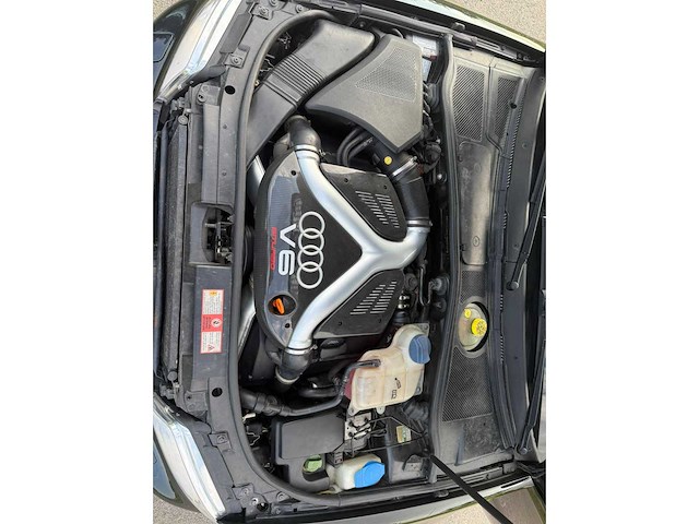 Audi - rs4 avant b5 - 2.7 v6 biturbo - klassieke auto's >15 - afbeelding 18 van  26