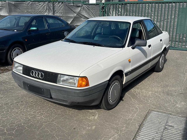 Audi 80 oldtimer - afbeelding 1 van  29