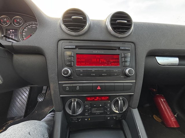 Audi a3 1.6 tdi ambiente, 2012 - afbeelding 4 van  25