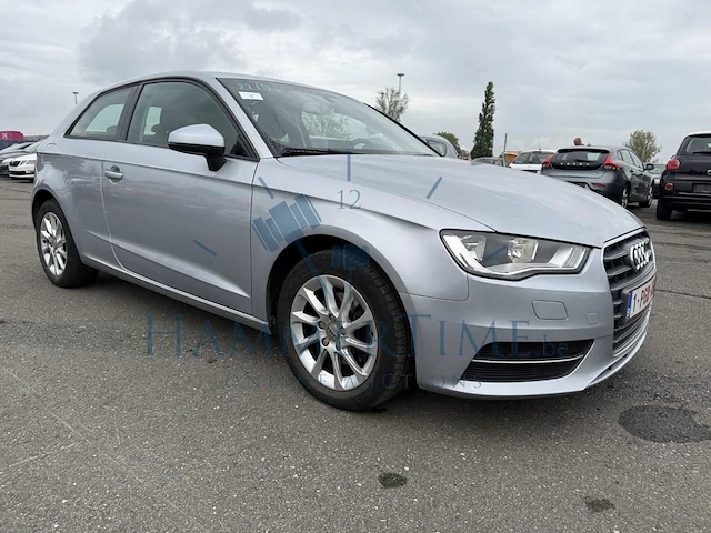 Audi a3 1.6 tdi attraction, 2015 - afbeelding 23 van  31