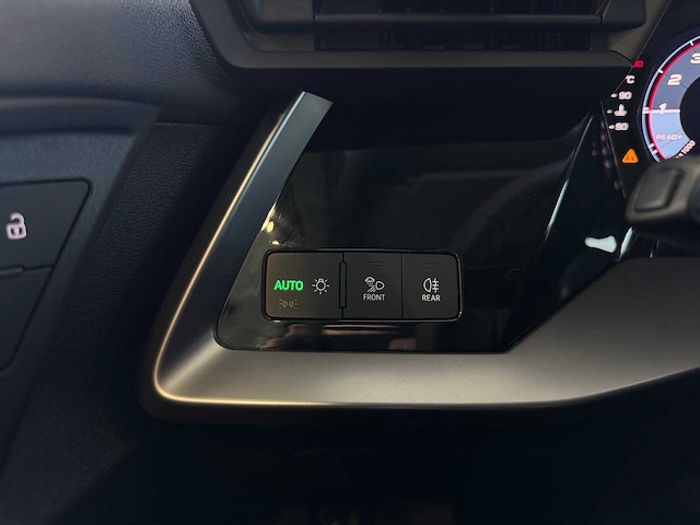 Audi a3 30 tfsi limousine - afbeelding 37 van  46