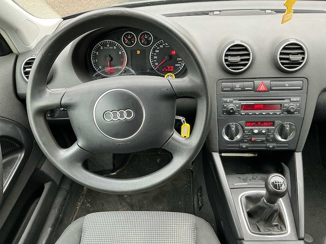 Audi a3 personenauto - afbeelding 7 van  37