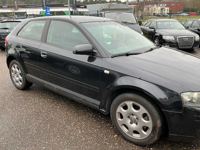 Audi a3 personenauto - afbeelding 34 van  37