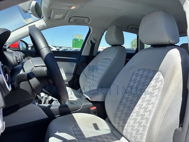 Audi a3 sportback 1.2 tfsi attraction, 2013 - afbeelding 2 van  32
