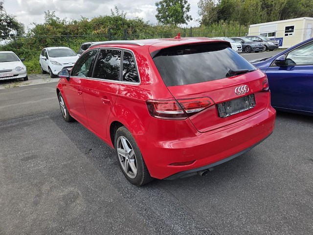Audi a3 sportback 1.6 tdi business edition s tronic,2017 - afbeelding 43 van  45