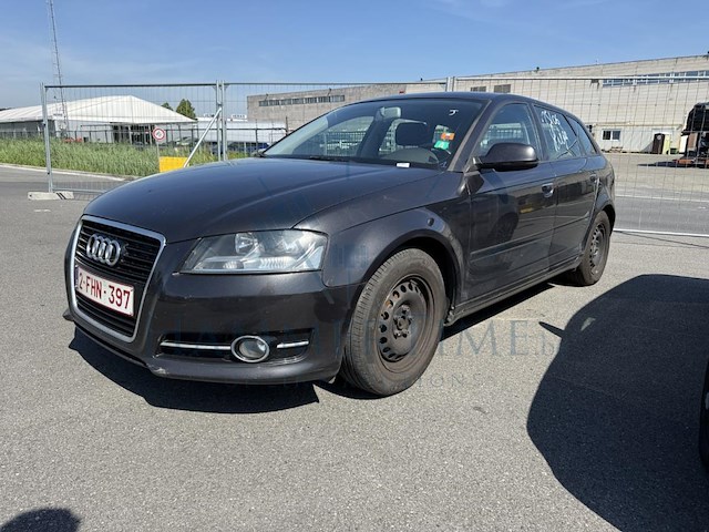 Audi a3 sportback 1.6 tdi e attraction start/stop dpf, 2012 - afbeelding 1 van  31