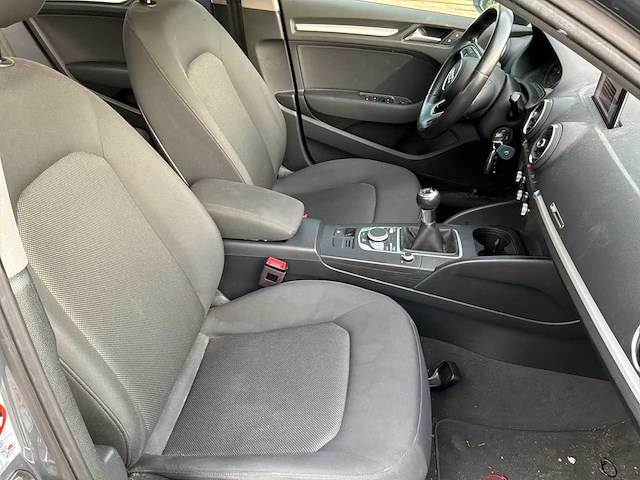 Audi a3 sportback 8v auto - afbeelding 16 van  39