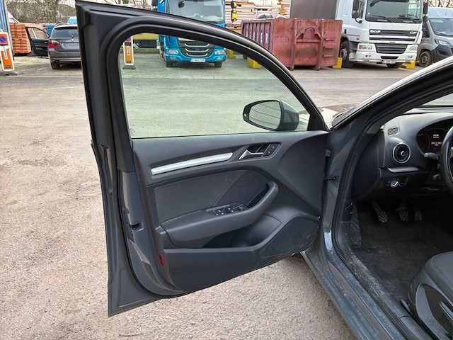 Audi a3 sportback 8v auto - afbeelding 39 van  39