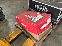 Audi a3 veer set overig - afbeelding 1 van  2
