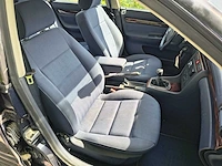 Audi a4 - 2000 - afbeelding 10 van  20