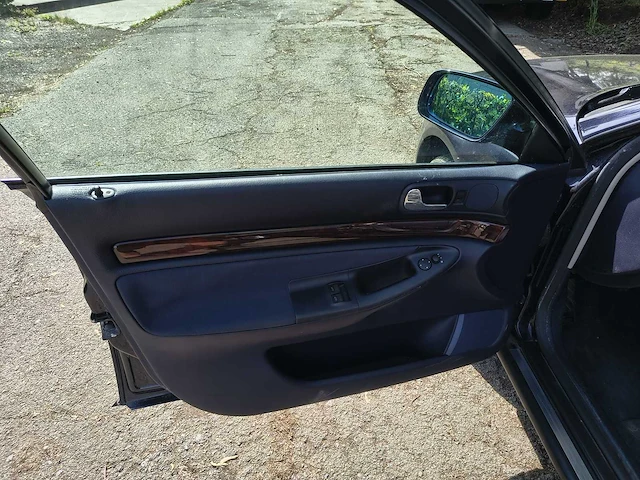 Audi a4 - 2000 - afbeelding 20 van  20
