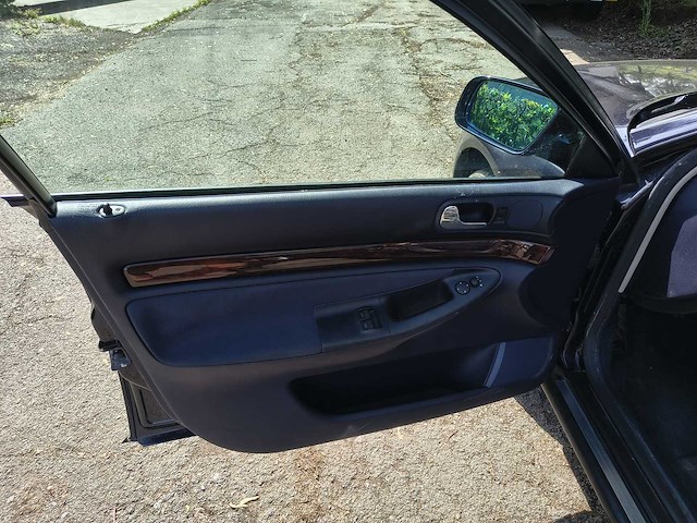 Audi a4 - 2000 - afbeelding 11 van  11