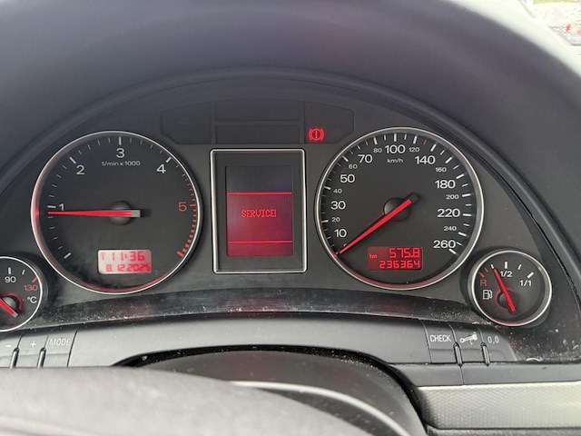 Audi a4 1.6i, 2002 - afbeelding 10 van  34