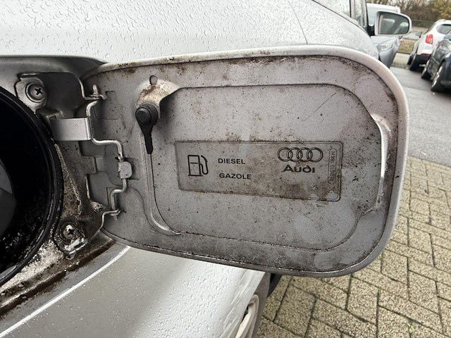 Audi a4 1.6i, 2002 - afbeelding 16 van  34