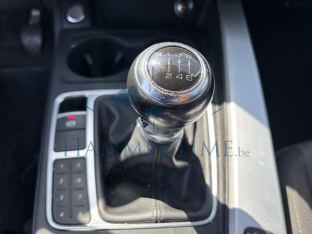 Audi a4 2.0 tdi, 2017 - afbeelding 8 van  30
