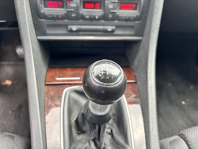 Audi a4, 2001 - afbeelding 9 van  45