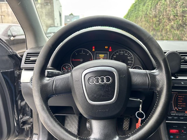 Audi a4, 2005 - afbeelding 18 van  28