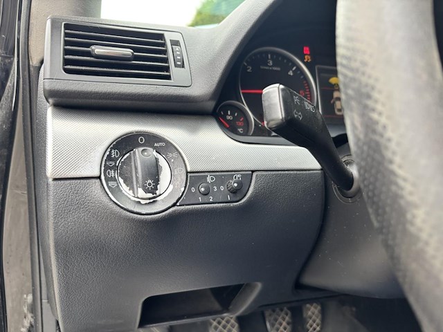 Audi a4, 2005 - afbeelding 19 van  28