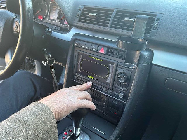 Audi a4 8e auto 2007 - afbeelding 26 van  62