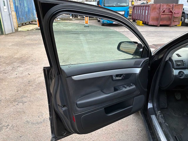 Audi a4 8e auto 2007 - afbeelding 6 van  54